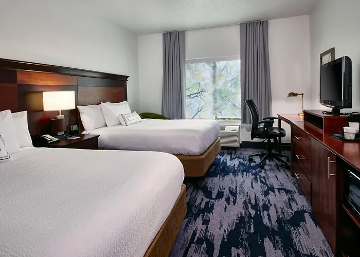 Fairfield Inn & Suites Detroit Livonia